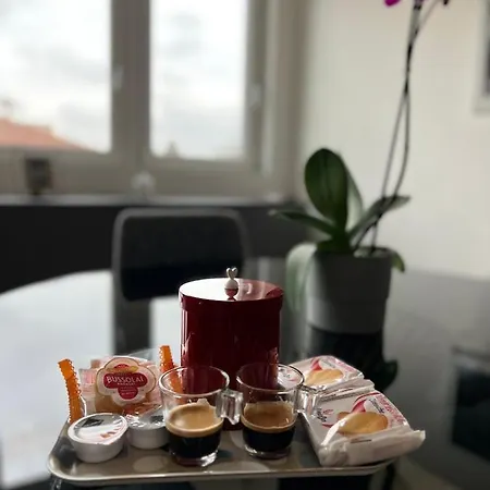 Mandi Mandi Cavour Apartman *